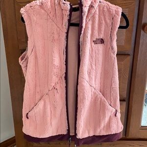 North face vest